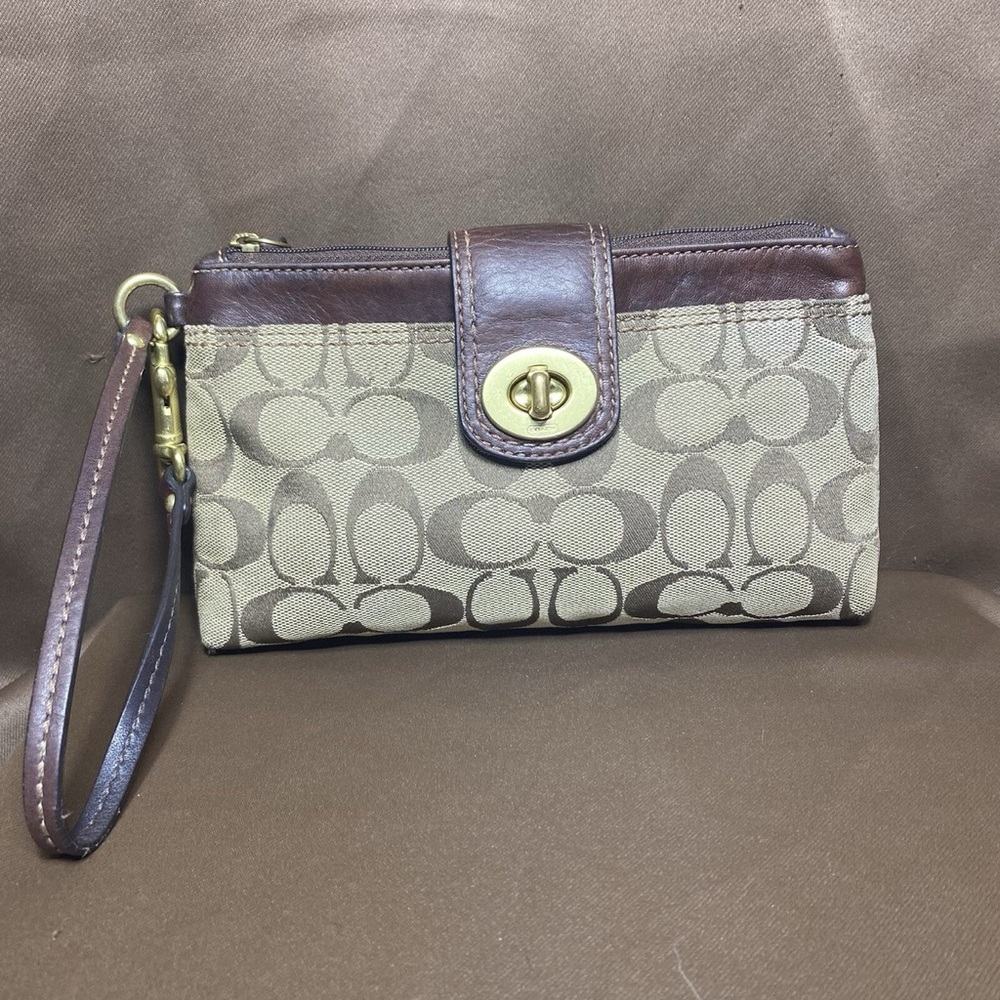 Coach Signature Brown Jacquard Canvas Leather Turnlock Wristlet Wallet Free Ship